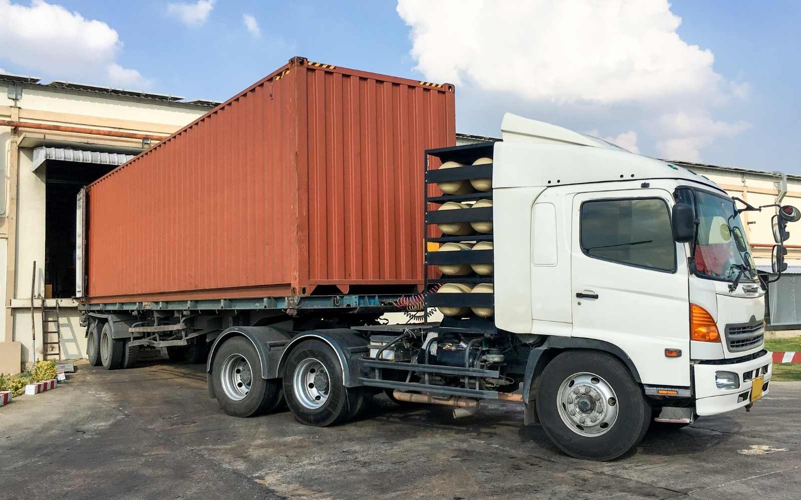 Cargo arriving at final destination