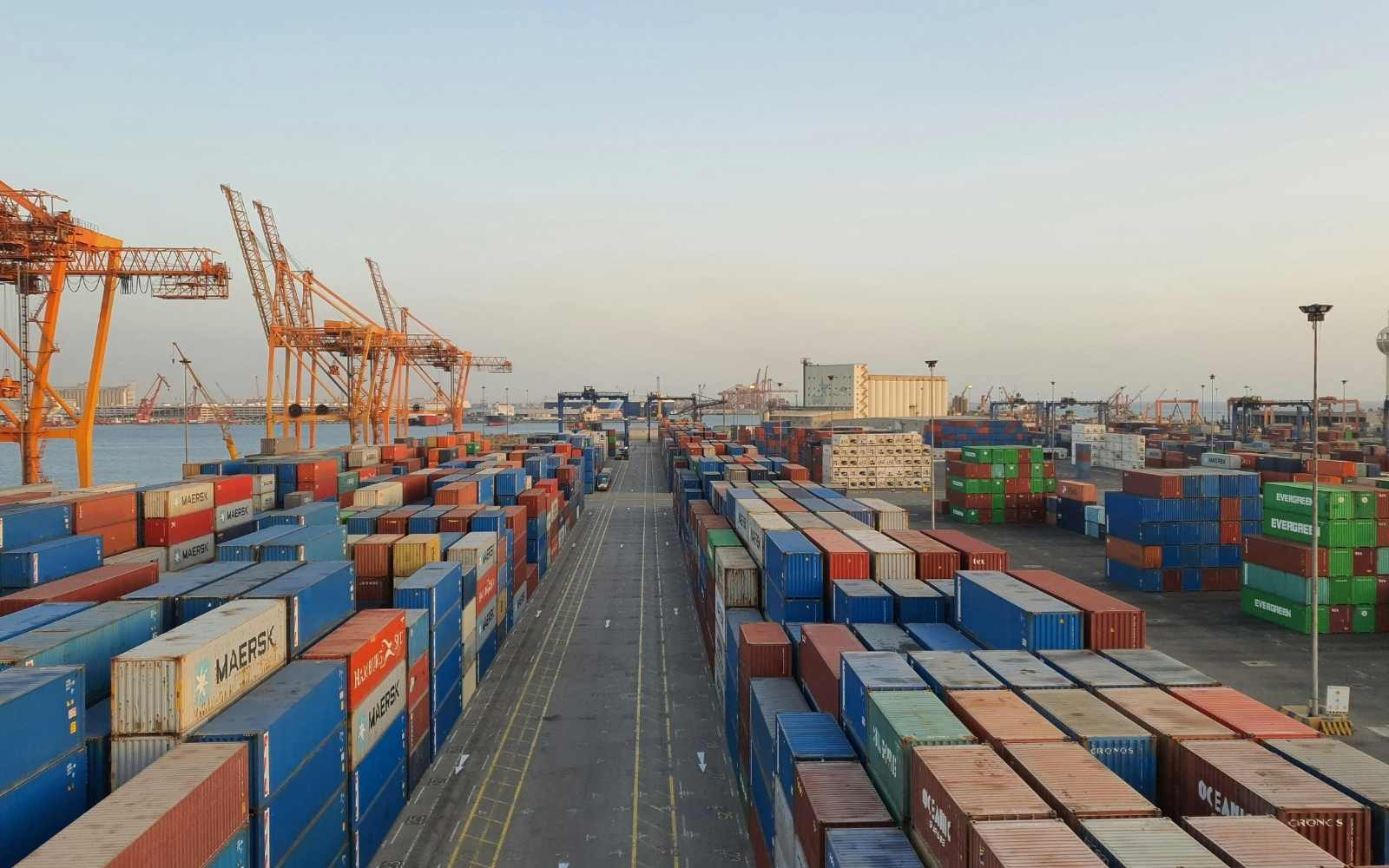 Container shipment ready to progress
